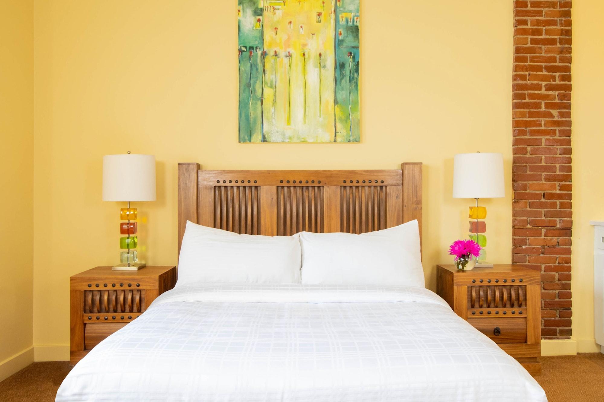 Retro Suites Hotel Chatham-Kent ภายนอก รูปภาพ